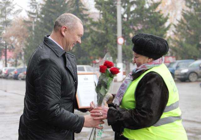 Вручение Благодарностей администрации Сергиевского района