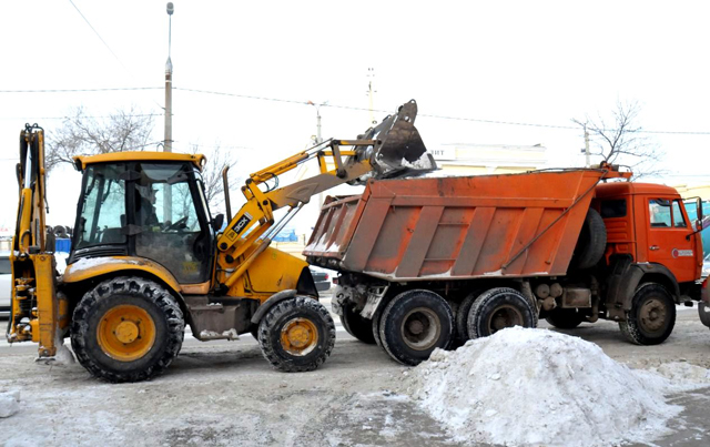 Уборка и вывоз снега, как одно из мероприятий по подготовке к паводку