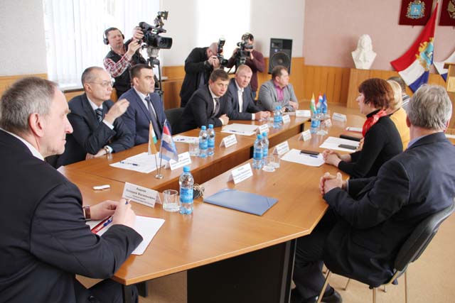 Заседание комитета СамГД по нефтехимии в Сергиевске