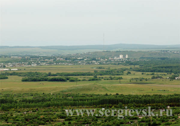 Вид с горы Шихан на село Сергиевск