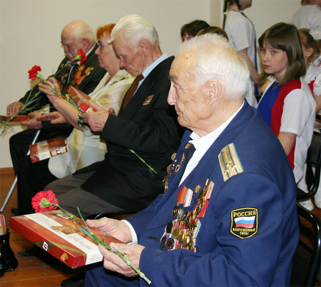 Ветераны стали почетными гостями фестиваля "Голоса Победы"
